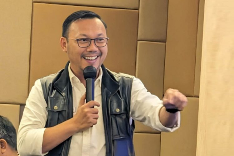 Caption: Kepala BPN Kota Depok Indra Gunawan saat menjadi pembicara dalam Focus Group Discussion (FGD) yang dihelat Pemerintah Kota Depok, Selasa 5 Desember 2023. (Foto : BPN Kota Depok)