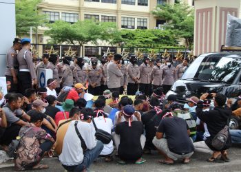 Polresta Jambi Amankan Unjuk Rasa Aliansi Masyarakat Tebo - Merangin di Polda Jambi. (Foto : ist)