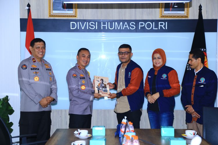 Kadiv Humas dan IWO Perkuat Komitmen Wujudkan Pemilu Damai. (Foto : ist)