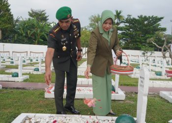 Korem Gapu Ziarah Ke Makam Pahlawan. (Foto : ist)