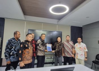 Sekda A Ridwan Presentasikan Program Perluasan Kesempatan Kerja Berbasis Kawasan di Kemenaker. (Foto : ist)