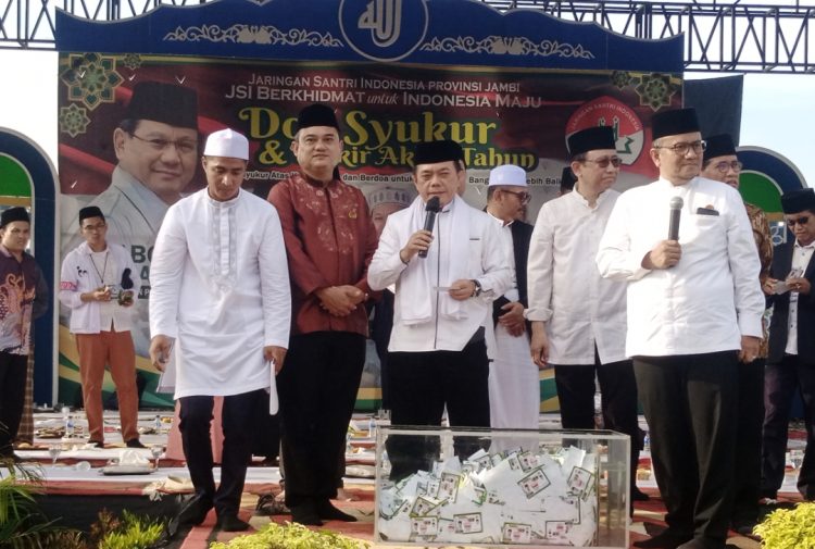 Hadiri Doa Syukur dan Dzikir Akhir Tahun, Gubernur Al Haris Harap Pemilu 2024 Aman. (Foto : Rolan - sinarjambi.com)