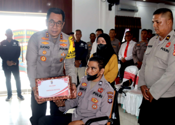 Di Hadapan Ratusan Pejuang Tangguh Polres Kapuas, Kapolda Kalteng Tekankan Netralitas Dalam Pemilu 2024. (Foto : ist)