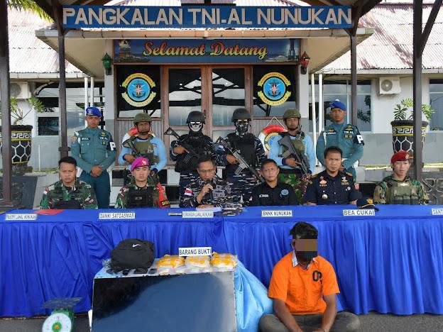 Sinergitas Tim Gabungan TNI AL Gagalkan Penyelundupan 3.300 Gram Narkoba di Perairan Sebatik. (Foto : ist)