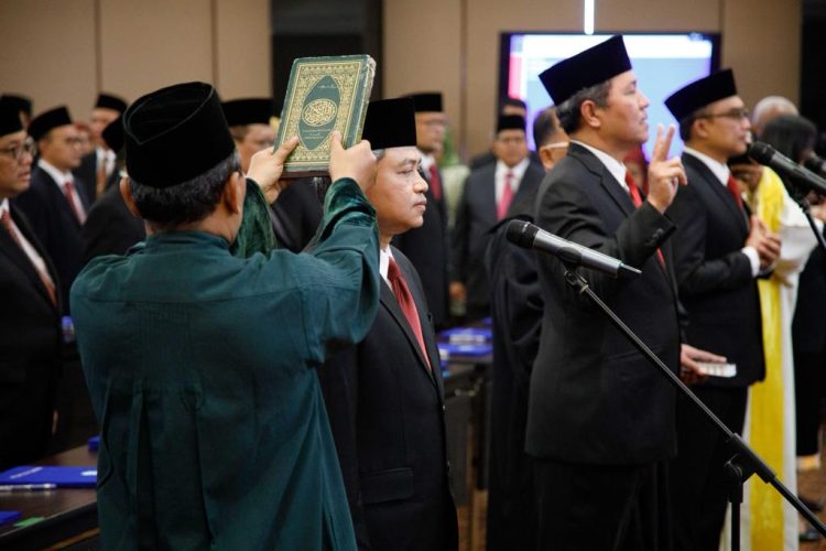 Gubernur BI Lantik 28 Pemimpin Baru Kantor Pusat dan Perwakilan BI. (Foto : ist)