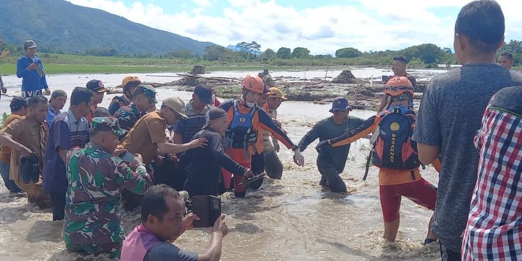 Korban Longsor Terbawa Arus Sungai Batang Merao Ditemukan Sejauh 10 KM. (Foto : ist)