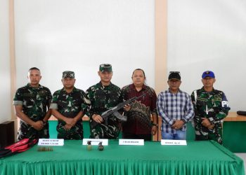 Mantan Kombatan GAM Serahkan Senjata AK 47 dan Granat Sisa Konflik. (Foto : ist)