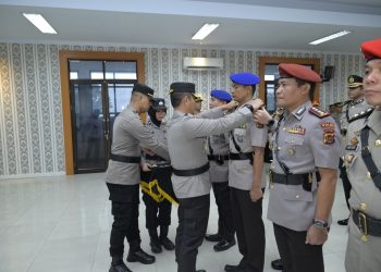 Irjen Rusdi Hartono Pimpin Sertijab 2 Direktur dan 4 Kapolres. (Foto : ist)