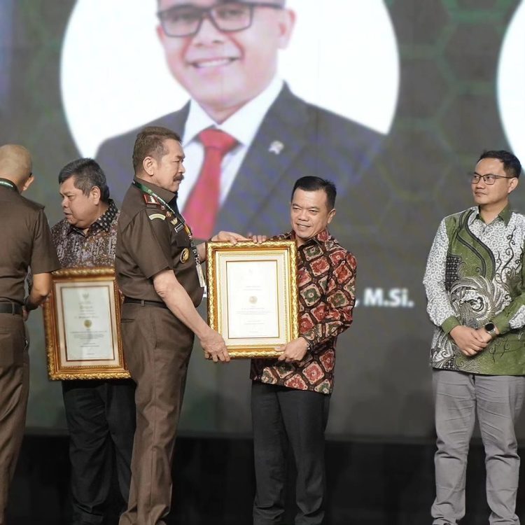 Gubernur Al Haris Ajak Seluruh Kepala Daerah Tetap Solid dan Berkontribusi untuk Kejaksaan. (Foto : ist)