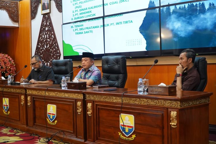 Gubernur Al Haris Gelar Rapat Optimalisasi Angkutan Batubara Melalui Sungai. (Foto : ist)