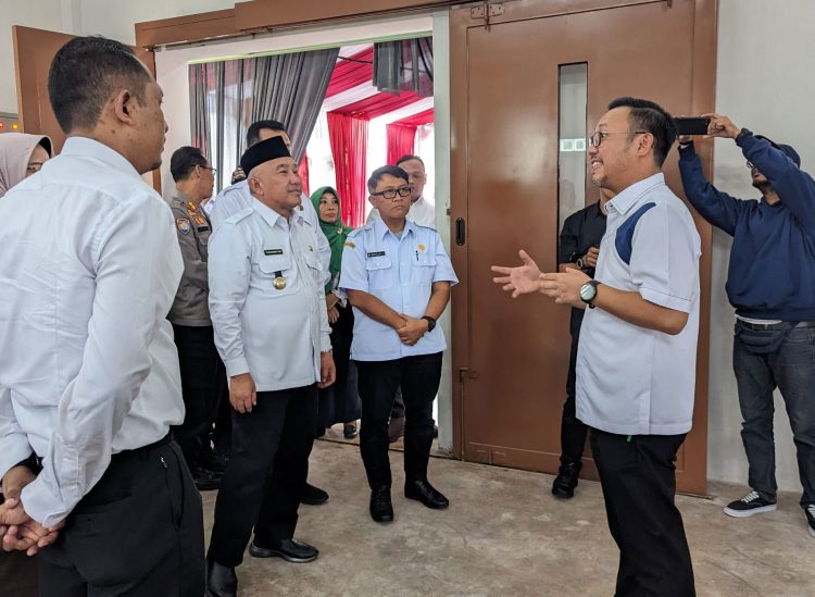 Peresmian gedung arsip BPN Kota Depok yang dilakukan Wali Kota Depok Mohammad Idris. Pada kesempatan tersebut dilakukan pula penyerahan sertifikat aset Pemerintah Kota (Pemkot) Depok, Rabu 24 Januari 2024.