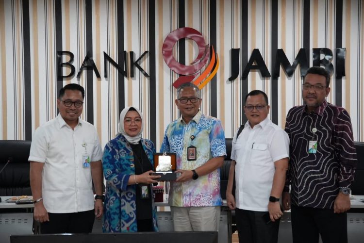 BPJS Ketenagakerjaan Audiensi dengan Bank Jambi. (Foto : ist)