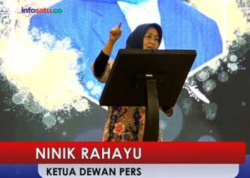 Ninik Rahayu. (Foto : Screenshot Live Channel YouTube Infosatu.co)