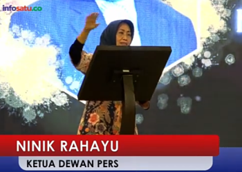 Ninik Rahayu. (Foto : Screenshot Live Channel YouTube Infosatu.co)