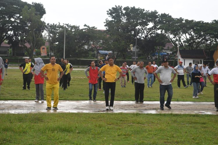 Fajarman Ikut Senam Merangin Sehat. (Foto : ist)