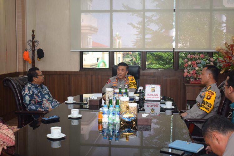 Kapolda Terima Silaturahmi Kepala Perwakilan BPK RI Provinsi Jambi. (Foto : ist)