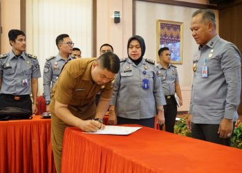 Pencanangan P2HAM Bentuk Komitmen Kemenkumham Jambi Berikan Layanan Prima. (Foto : ist)