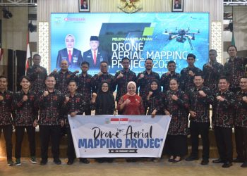 Sri Lepas ASN Pemkot Jambi Ikuti Pelatihan Drone Aerial Mapping di Singapura. (Foto : ist)