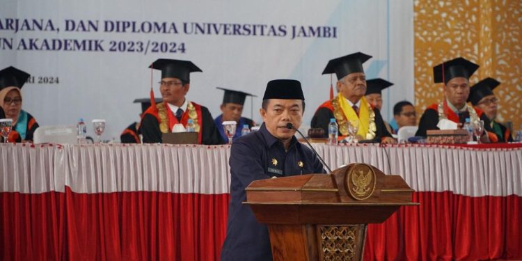 Gubernur Al Haris: Generasi Muda Harus Pandai Mencari Peluang. (Foto : ist)