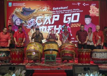 Pj Wali Kota Jambi Apresiasi Festival Cap Go Meh. (Foto : ist)