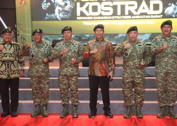 63 Tahun Pengabdian Kostrad, Panglima TNI dan Kasad Hadirkan Sesepuh Prajurit Cakra. (Foto : ist)