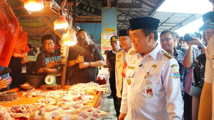 Jelang Puasa dan Lebaran, Gubernur Al Haris Pastikan Stok dan Harga Bahan Pokok Stabil. (Foto: ist)