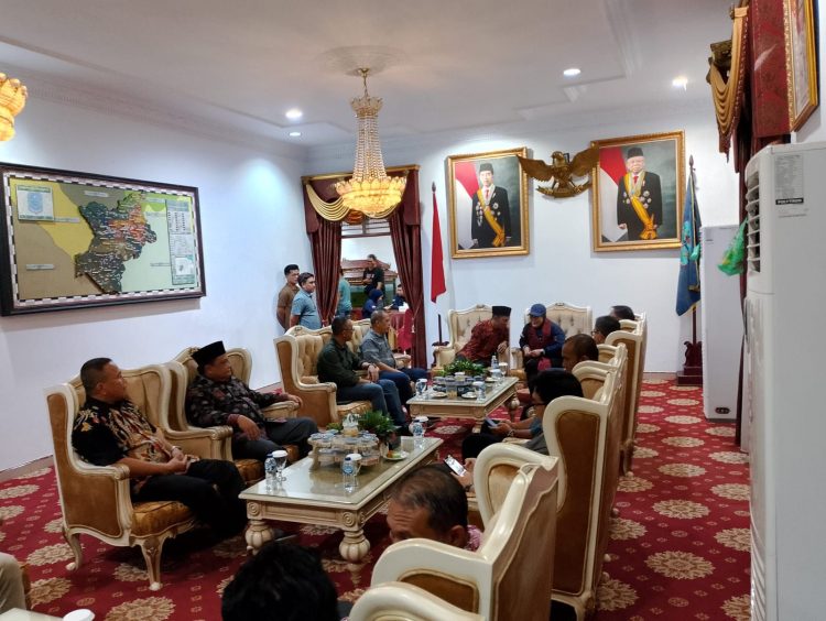 Tri Widodo Sambut Kunker Plt Kajati Jambi di Merangin. (Foto : ist)