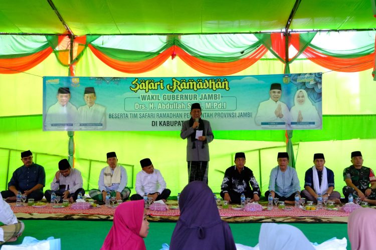 Wagub Sani Buka Bersama Ratusan Warga Serai Serumpun. (Foto : ist)