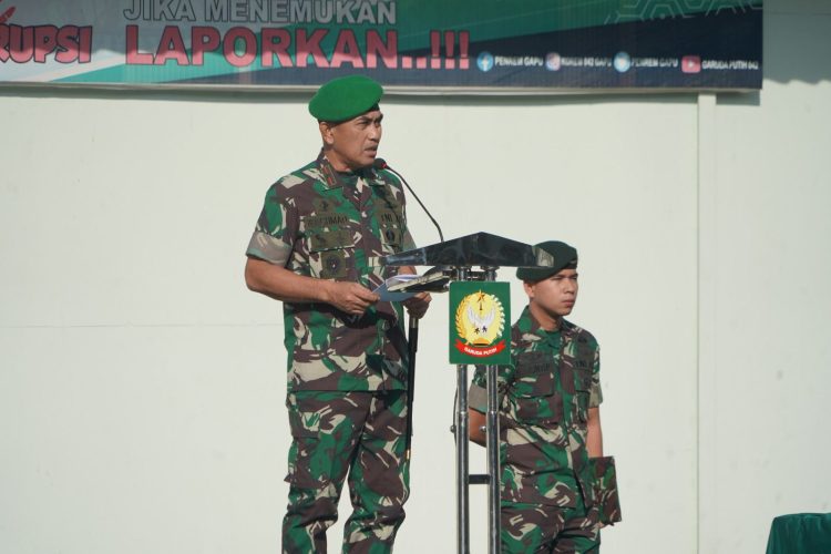 Brigjen TNI Rachmad Pimpin Apel Cuti Lebaran Anggota Korem Gapu. (Foto : ist)