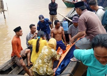 Balita yang tenggelam di Sungai Berbak Ditemukan Sejauh 1 Km. (Foto : ist)
