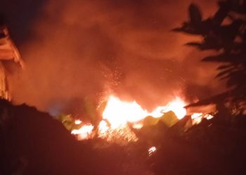 Lupa Matikan Kompor, 2 Rumah-1 Motor Terbakar di Talang Banjar. (Foto : ist)