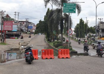 Pemkab Merangin Resmi Tutup Jalan Tergenang untuk Umum. (Foto : ist)