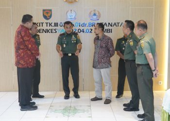 Demi Pelayanan Lebih Baik, Danrem Dukung Program Karumkit dr Bratanata. (Foto : ist)