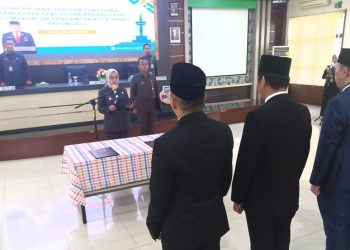 Lantik Pejabat Fungsional, Sri Tekankan Terkait Integritas dan Loyalitas. (Foto : Rolan - sinarjambi.com)