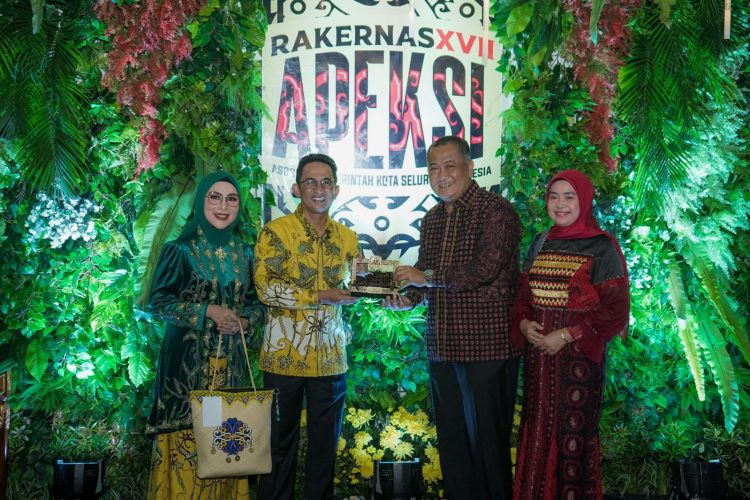 Dibuka Presiden Jokowi, Sekda A Ridwan Hadiri Rakornas Apeksi di Balikpapan. (Foto : ist)