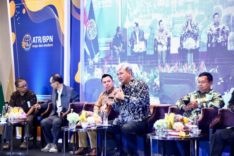 Workshop II Menuju RA Summit 2024, Susun Skema Penyelesaian Redistribusi Tanah dari Pelepasan Kasawan Hutan dan Penataan Aset Pesisir. (Foto : ist)