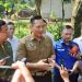 Menteri Agraria dan Tata Ruang/Kepala Badan Pertanahan Nasional (BPN) Agus Harimurti Yudhoyono memberikan keterangan usai menyaksikan peninjauan pengukuran tanah oleh petugas ukur dalam rangka Gerakan Masyarakat Pemasangan Tanda Batas (Gemapatas) di Jalan Cibinong Tapos, Gang Bakti Suci, Kelurahan Cimpaeun, Kecamatan Tapos, Kota Depok, Kamis 6 Juni 2024. (Foto : BPN kota Depok)