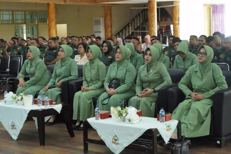 Anggota dan Persit Korem Gapu Ikuti Sosialisasi PT Pegadaian Cabang Jambi. (Foto : ist)