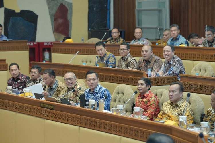 Ini yang Dilaporkan AHY Saat Raker dengan Komisi II DPR RI. (Foto : ist)