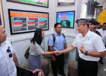 Kunjungi Kantah Kabupaten Badung, Menteri AHY Inginkan Modernisasi dan Penguatan Seluruh Kantor Pertanahan. (Foto : ist)