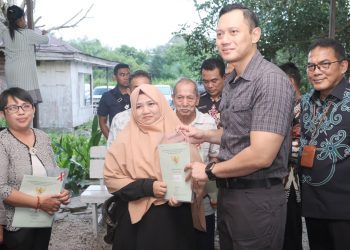 Warga ucapkan terima kasih ke Menteri AHY. (Foto : ist)