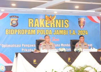 Wakapolda Jambi Buka Rakernis Bidpropam. (Foto : ist)