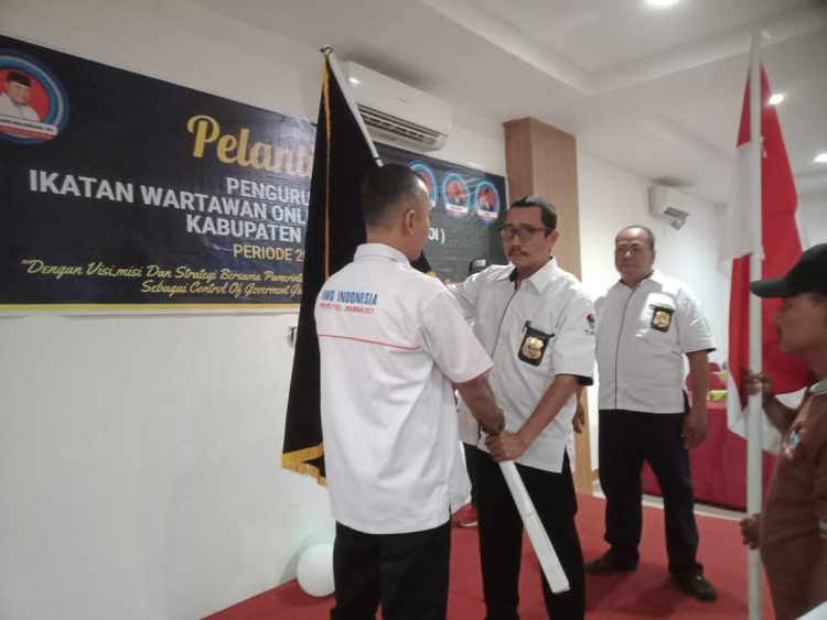 Pj Bupati Hadiri Pelantikan Pengurus IWOI Merangin. (Foto : ist)