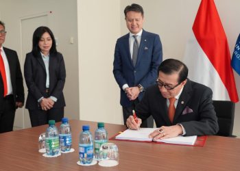 Menkumham Teken Traktat Internasional Tentang Sumber Daya Genetik dan Pengetahuan Tradisional. (Foto : ist)
