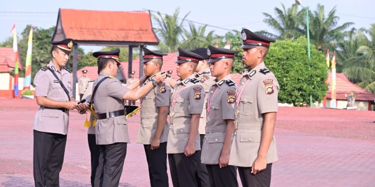 Kapolda Jambi Lantik dan Tutup Diktukba Bintara Polri. (Foto : ist)