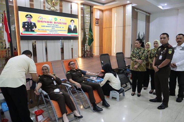 Kejati Jambi Gelar Bakti Sosial. (Foto : ist)