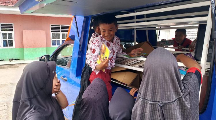 Mobil Pusling Berkunjung ke SDN 08/VI Lubuk Gaung I Batang Masumai. (Foto : ist)