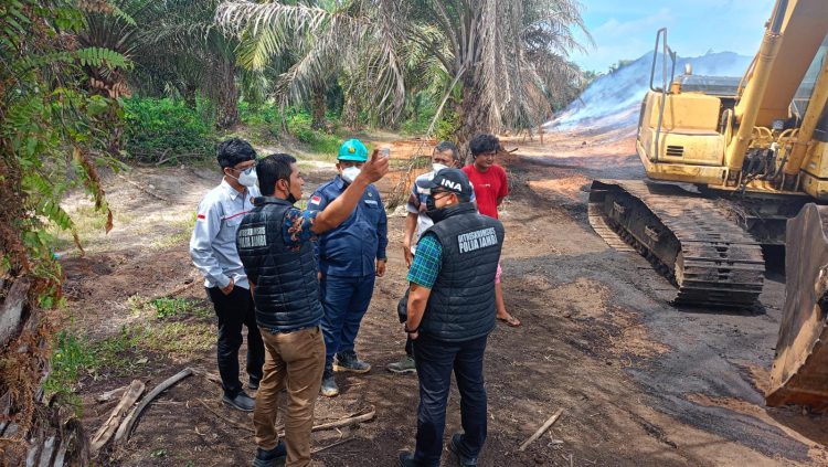 Polda Jambi Cek Stockpile Batubara yang Terbakar. (Foto : ist)