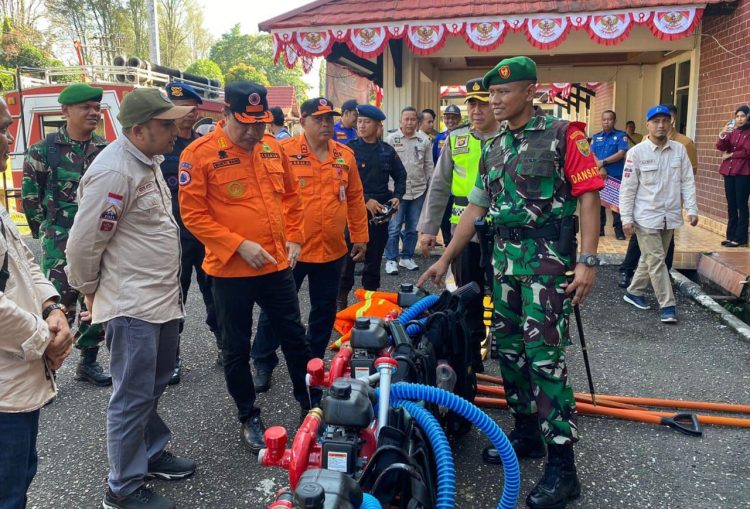 Pj Bupati Merangin Pimpin Apel Siaga Darurat Karhutla 2024. (Foto : ist)