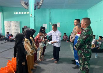 Peduli Lingkungan Wilayah Operasi, Pertamina EP Jambi Bagikan Sembako dan Bantu Perlengkapan Fasum. (Foto : ist)